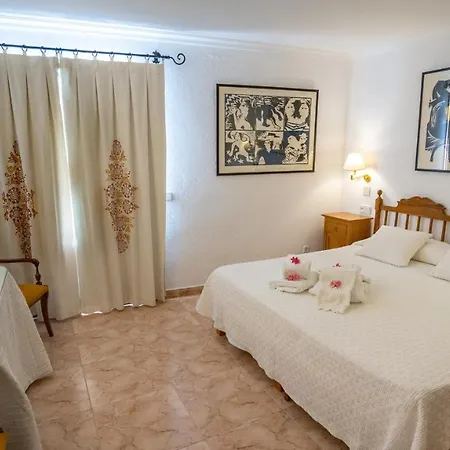 Juma Historic 3* פוינסה