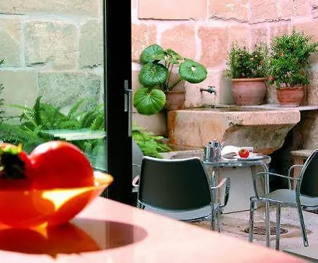 Juma Historic Hotel 3*