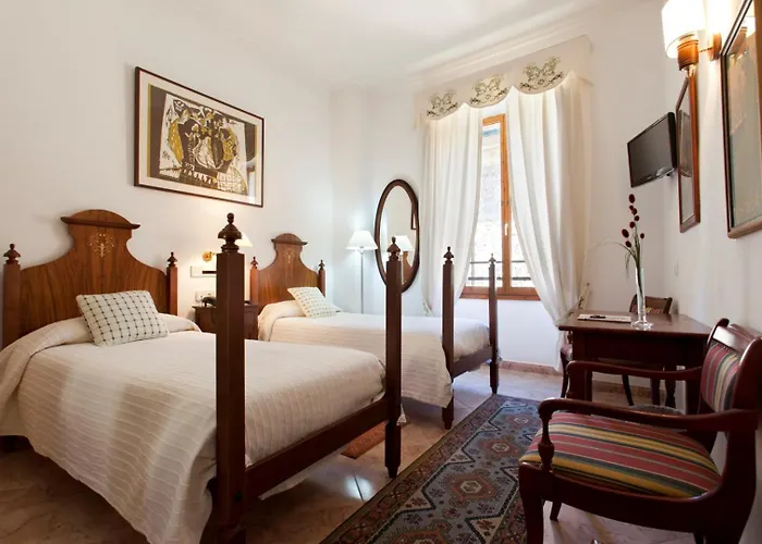 Otel Juma Historic 3*